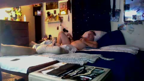 Snapshot of tinalover4u2 chatting on 10/09/25, 05:00 tinalover4u2 online show from 10/09/25, 05:00