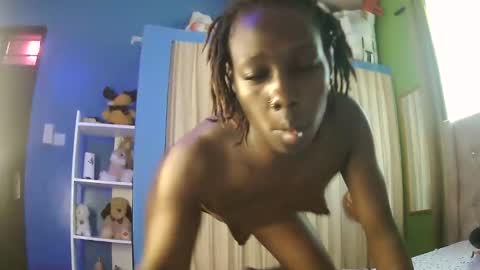 Snapshot of tinashe_1 chatting on 09/14/25, 12:04 CNN online show from 09/14/25, 12:04