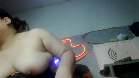 Snapshot of tini_bei chatting on 06/13/26, 03:54 tini_bei online show from 06/13/26, 03:54