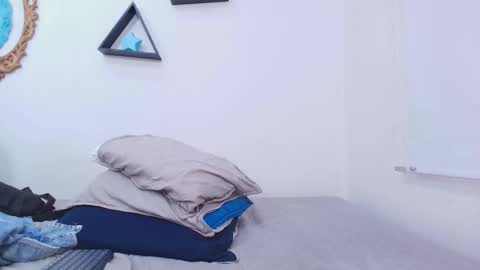 tinkerbell online show from 11/15/25, 07:21