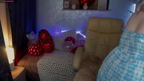 TinkerrBelll online show from 02/07/25, 12:42