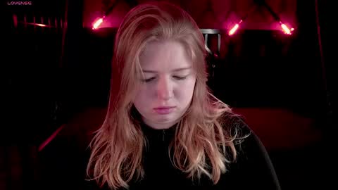TinkerrBelll online show from 05/13/26, 07:00