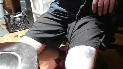 Snapshot of tinkertrain420 chatting on 01/15/25, 07:59 tinkertrain420 online show from 01/15/25, 07:59