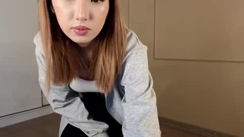 Tina online show from 09/26/25, 04:05