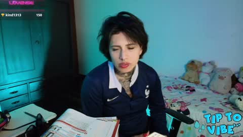 Snapshot of tinnadawson chatting on 12/10/24, 05:17 I AM BELLA ----------- follow my IG TINNS 69 online show from 12/10/24, 05:17