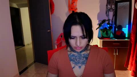 Snapshot of tinnadawson chatting on 10/23/25, 12:32 I AM BELLA ----------- follow my IG TINNS 69 online show from 10/23/25, 12:32