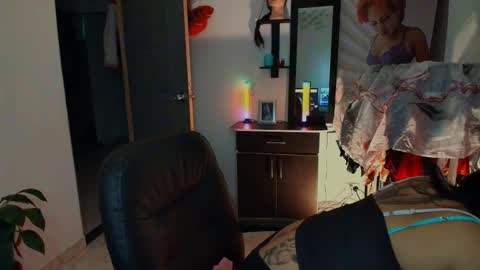 Snapshot of tinnadawson chatting on 02/23/26, 11:46 I AM BELLA ----------- follow my IG TINNS 69 online show from 02/23/26, 11:46