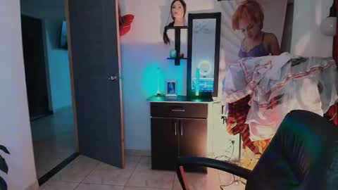 Snapshot of tinnadawson chatting on 02/28/26, 12:44 I AM BELLA ----------- follow my IG TINNS 69 online show from 02/28/26, 12:44