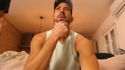 tinoclandestino online show from 11/27/25, 11:34