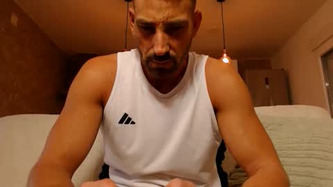 Snapshot of tinoclandestino chatting on 02/07/26, 10:41 tinoclandestino online show from 02/07/26, 10:41