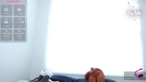 Tiny Caroline online show from 03/30/26, 11:06