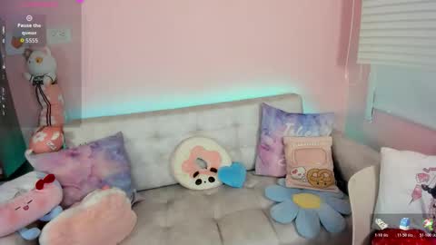 Snapshot of tiny_cora chatting on 12/05/25, 04:36 tiny_cora online show from 12/05/25, 04:36