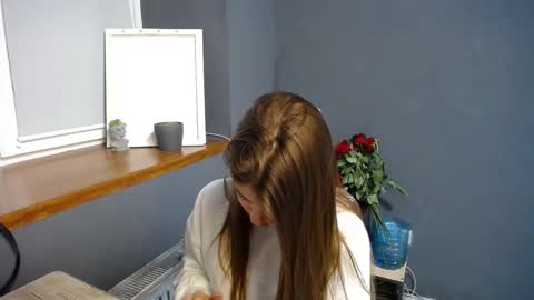 Snapshot of tiny_felicity chatting on 02/28/25, 08:42 Gloria online show from 02/28/25, 08:42