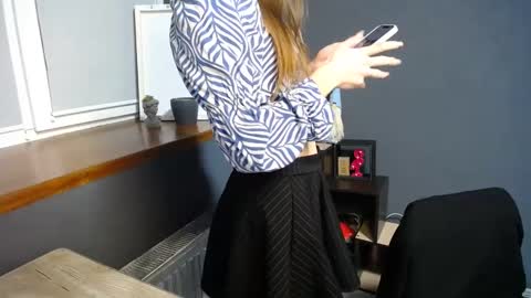Snapshot of tiny_felicity chatting on 03/12/25, 10:16 Gloria online show from 03/12/25, 10:16