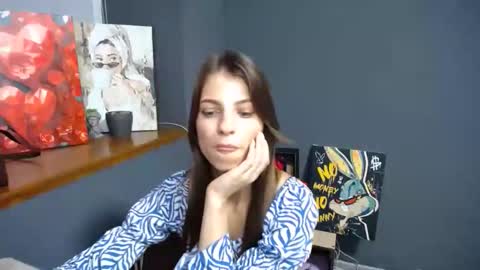 Snapshot of tiny_felicity chatting on 09/19/25, 07:10 Gloria online show from 09/19/25, 07:10