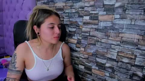 tiny online show from 12/19/24, 10:02