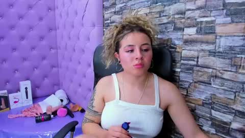 tiny online show from 12/21/24, 09:55