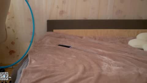 Lyssa     online show from 01/31/25, 12:40