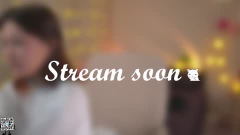 Lyssa     online show from 02/08/25, 04:14