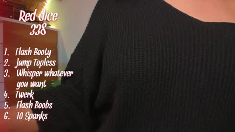 Snapshot of tiny_panther chatting on 01/17/25, 01:04 Ana Molly online show from 01/17/25, 01:04