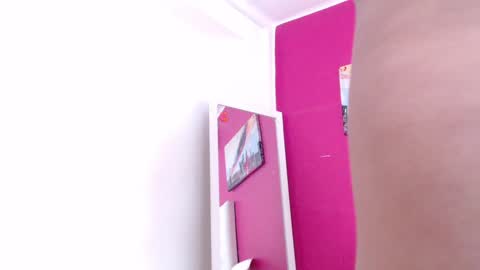 tiny_whore18 online show from 12/21/24, 03:53