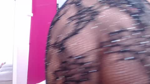 tiny_whore18 online show from 01/16/25, 02:41