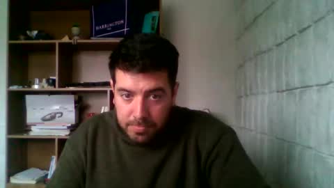 Snapshot of tinycock661212 chatting on 09/08/25, 07:35 Benja online show from 09/08/25, 07:35