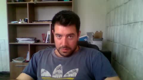 Snapshot of tinycock661212 chatting on 10/10/25, 07:13 Benja online show from 10/10/25, 07:13