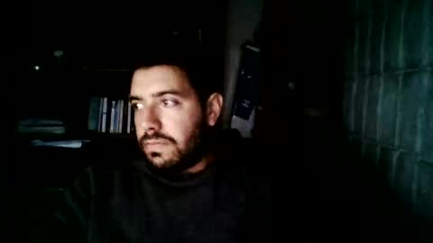 Snapshot of tinycock9393 chatting on 06/08/26, 08:09 Benja online show from 06/08/26, 08:09
