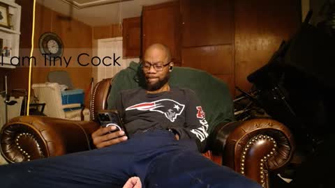 tinycock_1979 online show from 11/11/25, 05:40