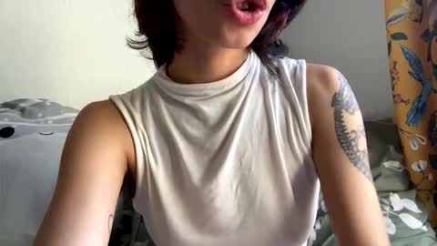 Snapshot of tinyhairycherry chatting on 05/11/26, 10:29 tinyhairycherry online show from 05/11/26, 10:29