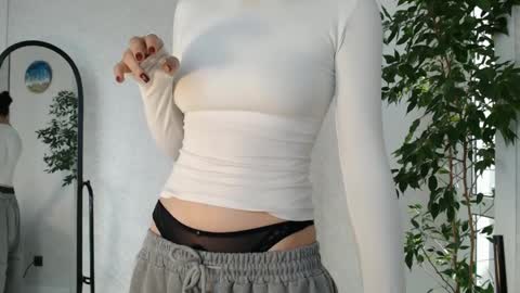 Snapshot of tinykawaii chatting on 04/08/26, 02:00 Tina extra tips in PVT online show from 04/08/26, 02:00