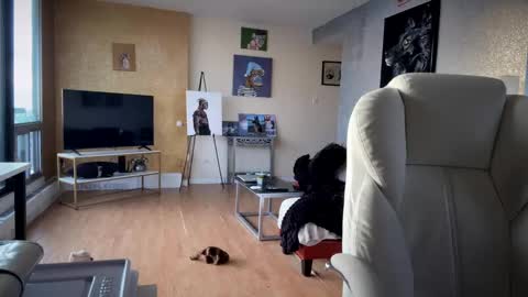 stage Kylie Sinner  brand CLITBAIT online show from 02/25/25, 09:35