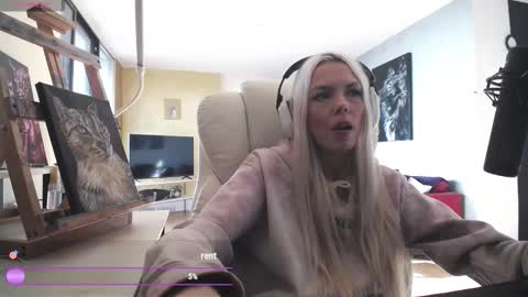 stage Kylie Sinner  brand CLITBAIT online show from 03/03/26, 08:04