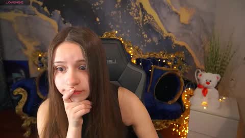 tinynataliee online show from 03/08/26, 07:01