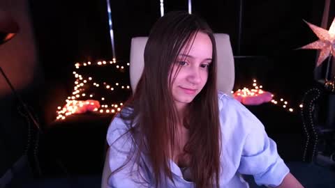 tinynataliee online show from 05/09/26, 07:35