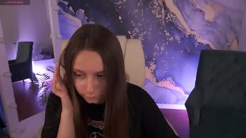 tinynataliee online show from 06/08/26, 12:38