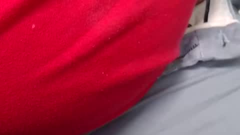 Snapshot of tinypecker6 chatting on 11/12/25, 06:41 tinypecker6 online show from 11/12/25, 06:41