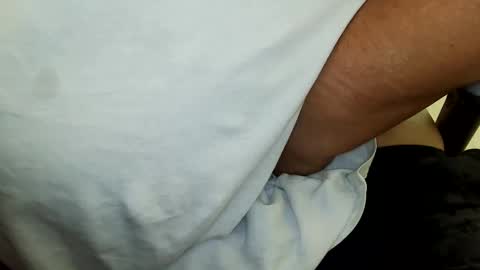 Snapshot of tinypecker6 chatting on 03/11/26, 04:35 tinypecker6 online show from 03/11/26, 04:35