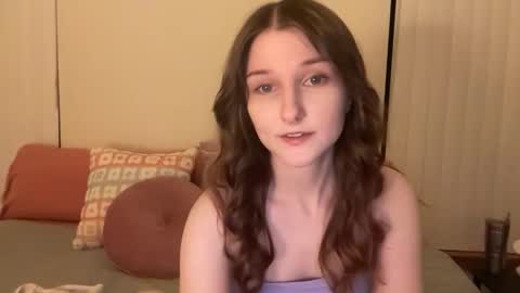 Tia online show from 11/10/25, 07:40