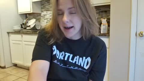 tinywithtiddies online show from 10/25/25, 01:40