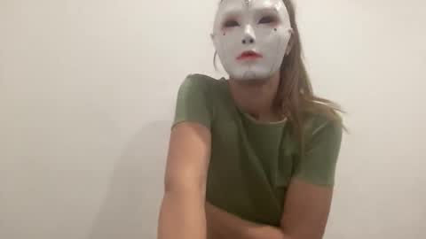 Snapshot of tipsytinkerbell chatting on 10/31/25, 07:26 Tinks online show from 10/31/25, 07:26