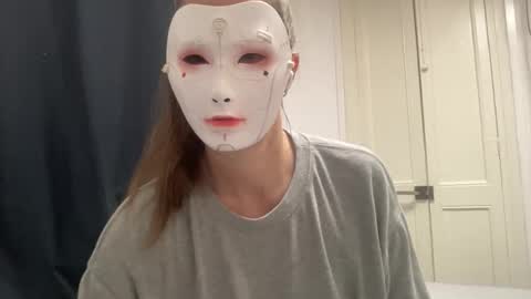 Tinks online show from 12/22/25, 09:34