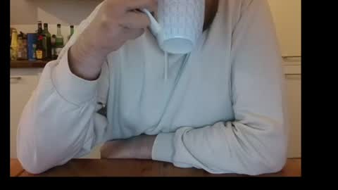 Snapshot of tiptosuckme chatting on 05/10/26, 06:07 Tip online show from 05/10/26, 06:07