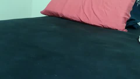 Snapshot of tirtil1988 chatting on 11/13/25, 08:08 tirtil1988 online show from 11/13/25, 08:08