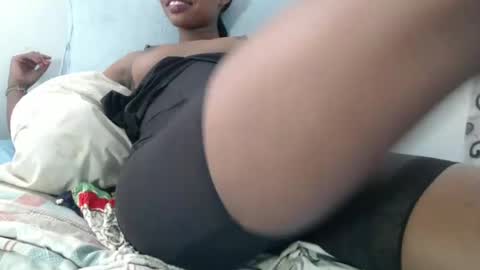 Snapshot of tisha_amore chatting on 03/11/25, 01:56 Amore online show from 03/11/25, 01:56