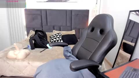 Tisha online show from 04/29/26, 02:32