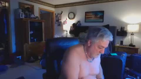 titsantats online show from 10/11/25, 10:41