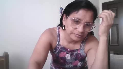 Snapshot of titssmall123 chatting on 12/02/24, 03:36 Ester online show from 12/02/24, 03:36