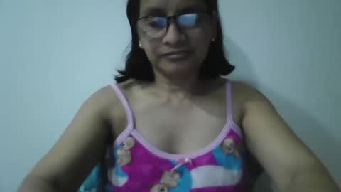 Snapshot of titssmall123 chatting on 09/15/25, 01:27 Ester online show from 09/15/25, 01:27